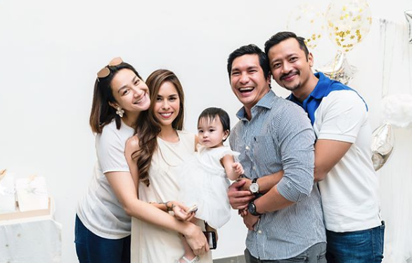 [FOTO]”Sekitar Sambutan Hari Jadi Skylar, Cute Little Baby Girl!”-Majlis Anak Keith Foo & Raymond Meriah!