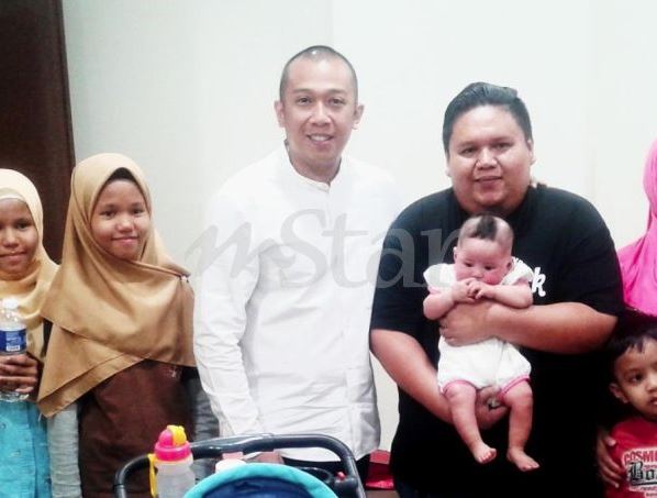 “Saya Tidak tahu Bagaimana Nak Balas Jasa Mereka”-Makin Pulih, Bapa Bayi Ekzema Ucap Terima Kasih Pada Nedim dan Nora Danish