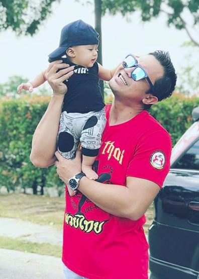 [VIDEO] “Hahahaha…Ali Buat Drama La…Like Father Like Son”- Telatah Anak Saharul Ridzwan Bikin Netizen Terhibur