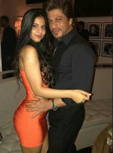 [9 FOTO] Ini Dia Wajah Terkini Anak Gadis Shah Rukh Khan Yang Memang Cun Habis, No 9 Dah Macam Pasangan Kekasih!