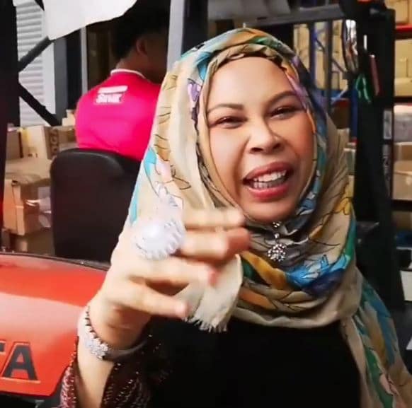 [VIDEO] “Dato Keke Kita Yang Kekekeke Hahaha…”- Lawak! Aksi Cabaran ‘Keke’ Tak Menjadi DSV Bikin Netizen Gelak Besar!