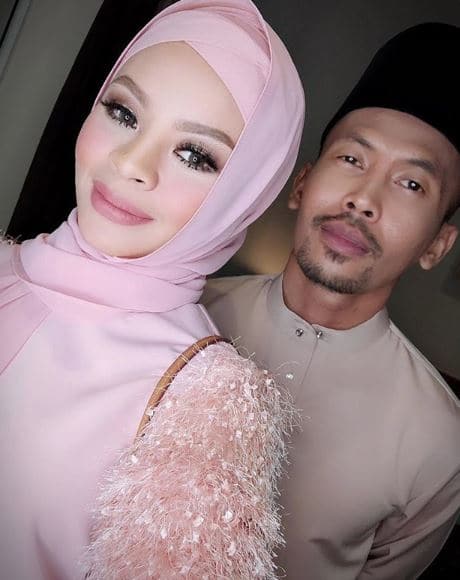 “Bongoklah Shuib Hahaha..Sweet Gile La Korang”- Siti Sarah Disakat Suami Bikin Netizen Terhibur!