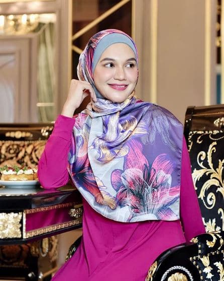 “Nanti Datin Duet Dengan Nisa Sabyan, Confirm Meletop Dari Dato…”- Suara Datin Shahida Dipuji, Tapi Part Baem Gomol Pipi Bikin Terhibur!