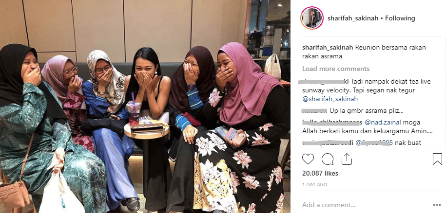 “Hehe Semua Dah Tutup Litup” – Gambar ‘Reunion’ Sharifah Sakinah Jadi Perhatian?