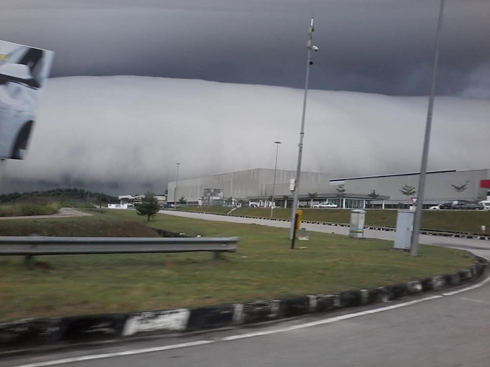 Awan Pelik Wujud Di Kedah, Buat Orang Ramai Insaf Seketika