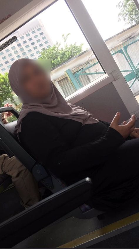 Beg Diragut, Tidur Di Bus Stop Kena Halau – Ibu Lari Ke KL Sebab…