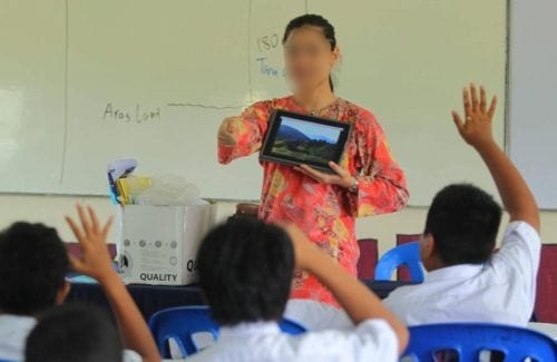 ‘Cikgu Cantik’ Tinggal Bidang Fisioterapi Kerana Cintanya Pada Mendidik