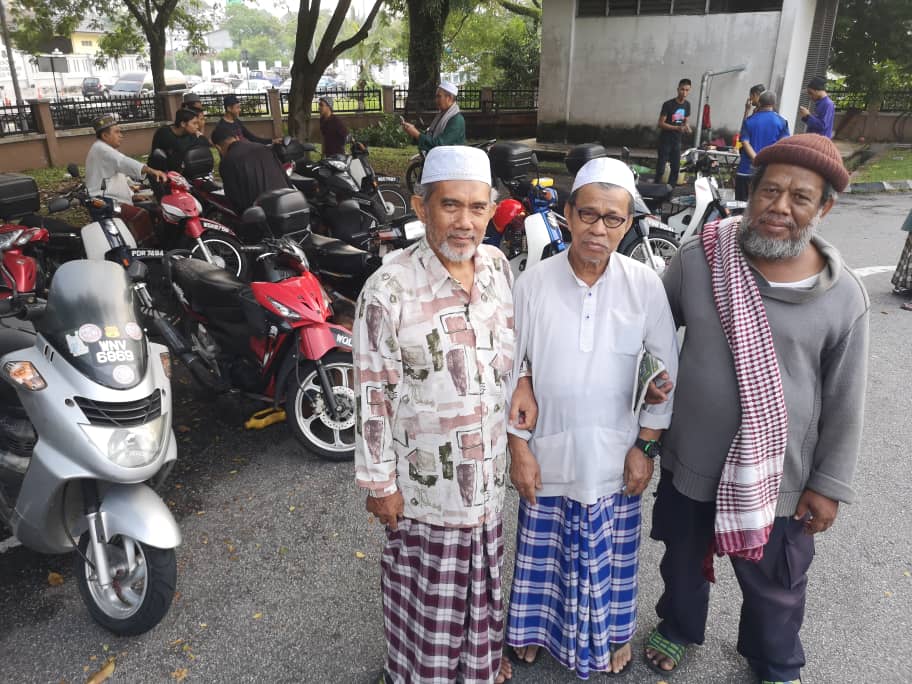 Berkat Subuh Di Masjid, 35 Biji Motor Dihadiahkan Minyak Hitam Percuma