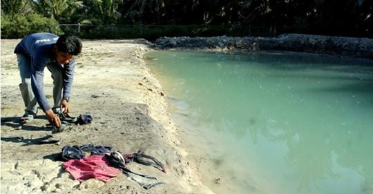 Merajuk Lari Dari Rumah, Budak 8 Tahun Terjatuh & Lem4s Dalam Kolam Ikan!