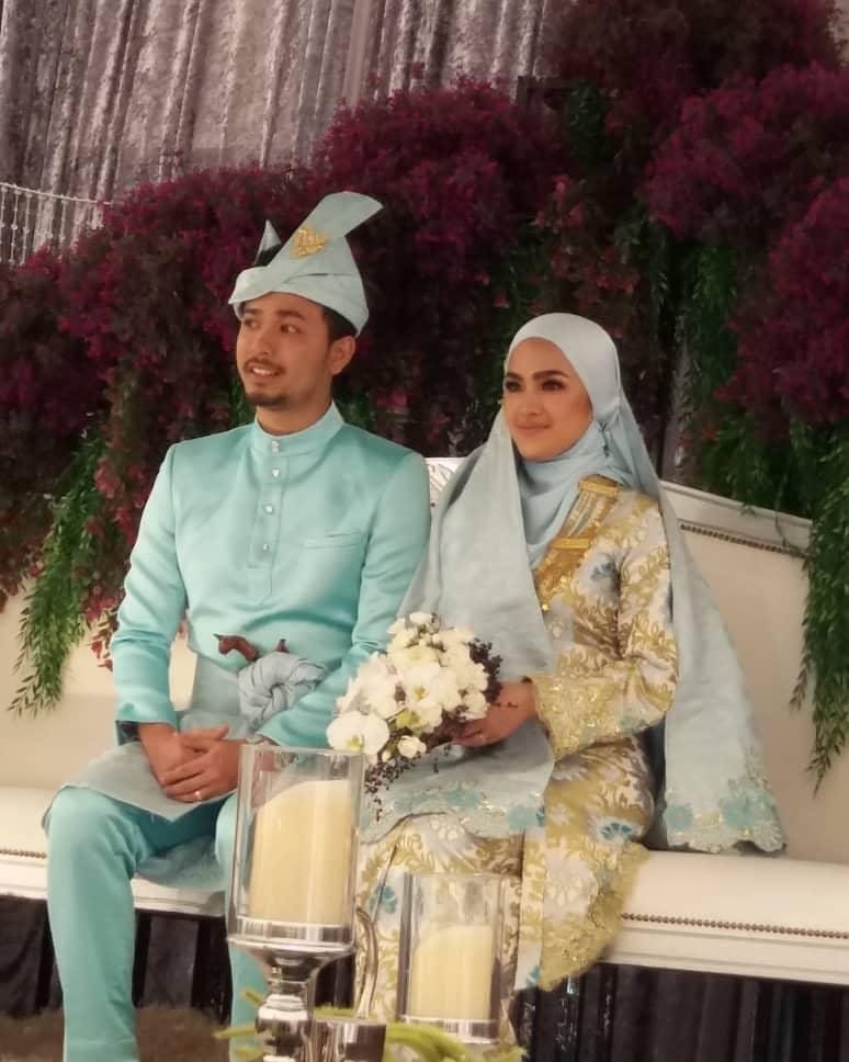 [FOTO] Resepsi Ke-4 Elfira Loy & Faris Berjalan Lancar, Kini Di Melaka!