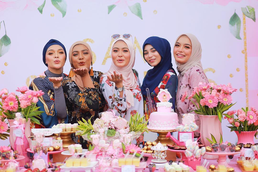 [FOTO] Simple Tapi Meriah! Ini Sekitar Majlis ‘Baby Shower’ Syatilla Melvin