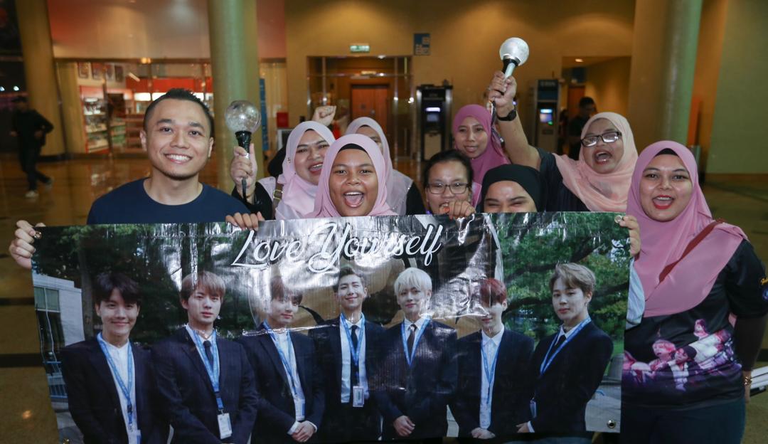 Over Raih Trofi ABPBH, Wakil BTS Army Malaysia Mohon Maaf & Akui Terlalu Teruja