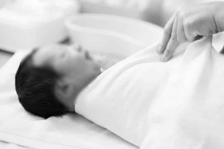 Anak Kena Strok Haba Walaupun Dalam Rumah, Doktor Ini Kongsi Cara Atasinya