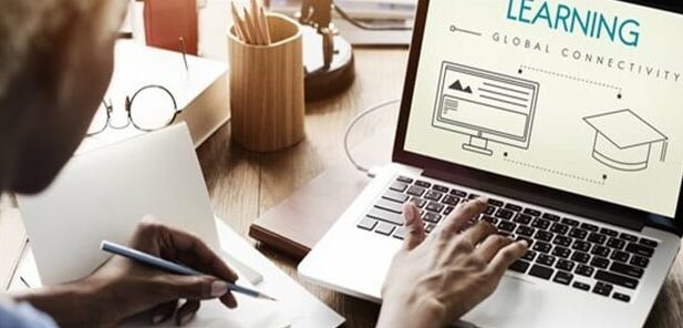 Gara-gara Wabak COVID-19, Universiti Laksanakan Pembelajaran Melalui e-Learning