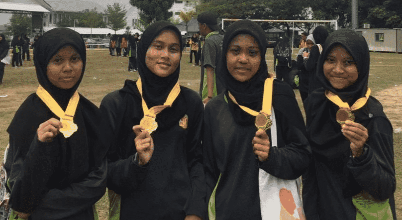 Syok Bersorak, Pelajar Lelaki Alami ‘Mimpi Ngeri’ Bila Tersilap Masuk Kawasan