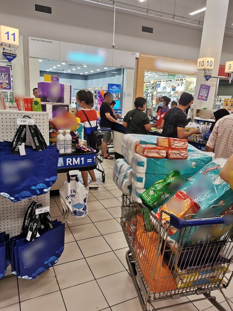 Dituduh Selfish Beli Barang Penuh 6 Troli, Eina Azman Dedah Sebab Sebenar