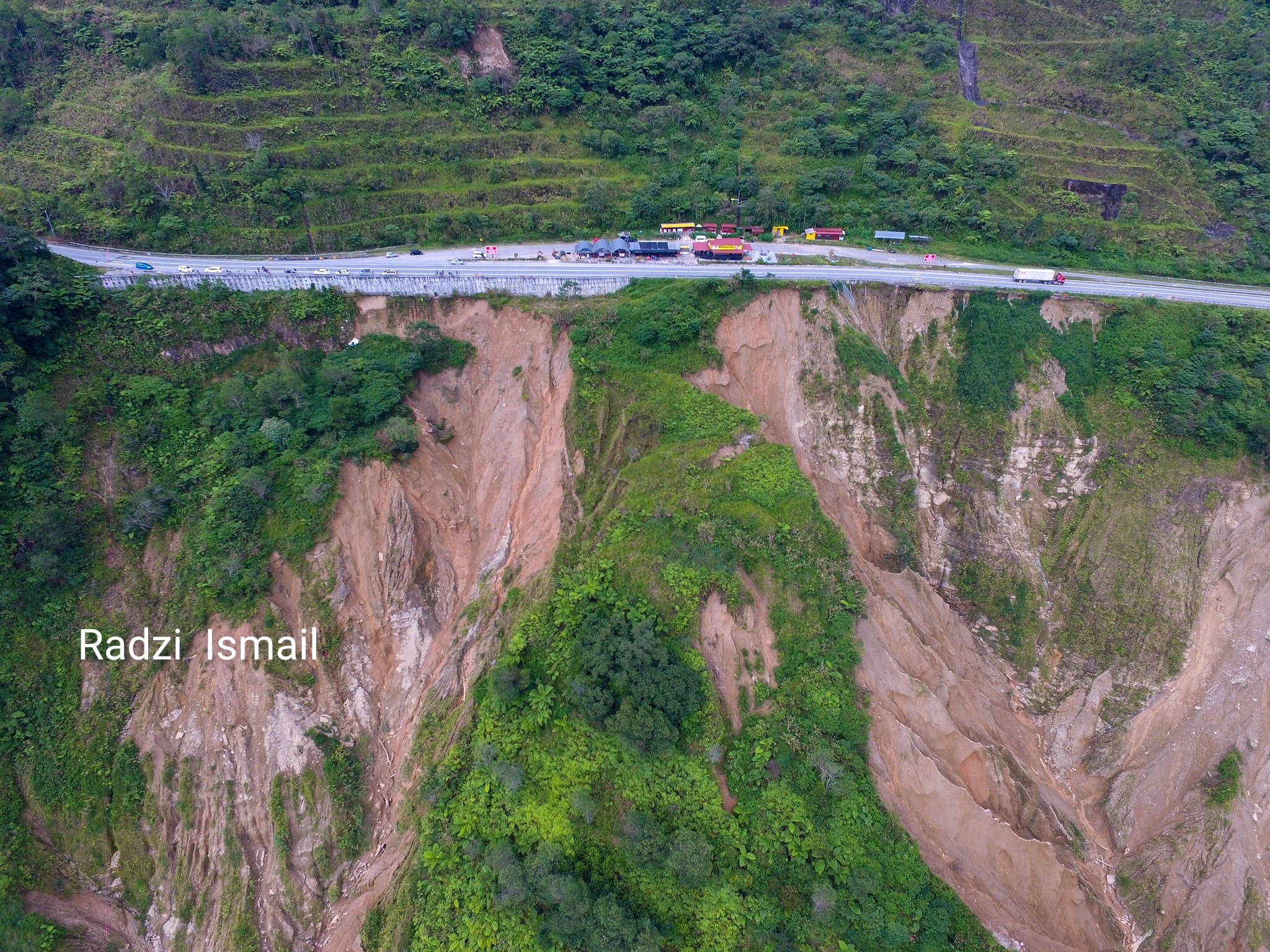 [FOTO] Ibarat Bom Jangka, View Terkini Bukit Cameron Highland Buat Ramai Seriau