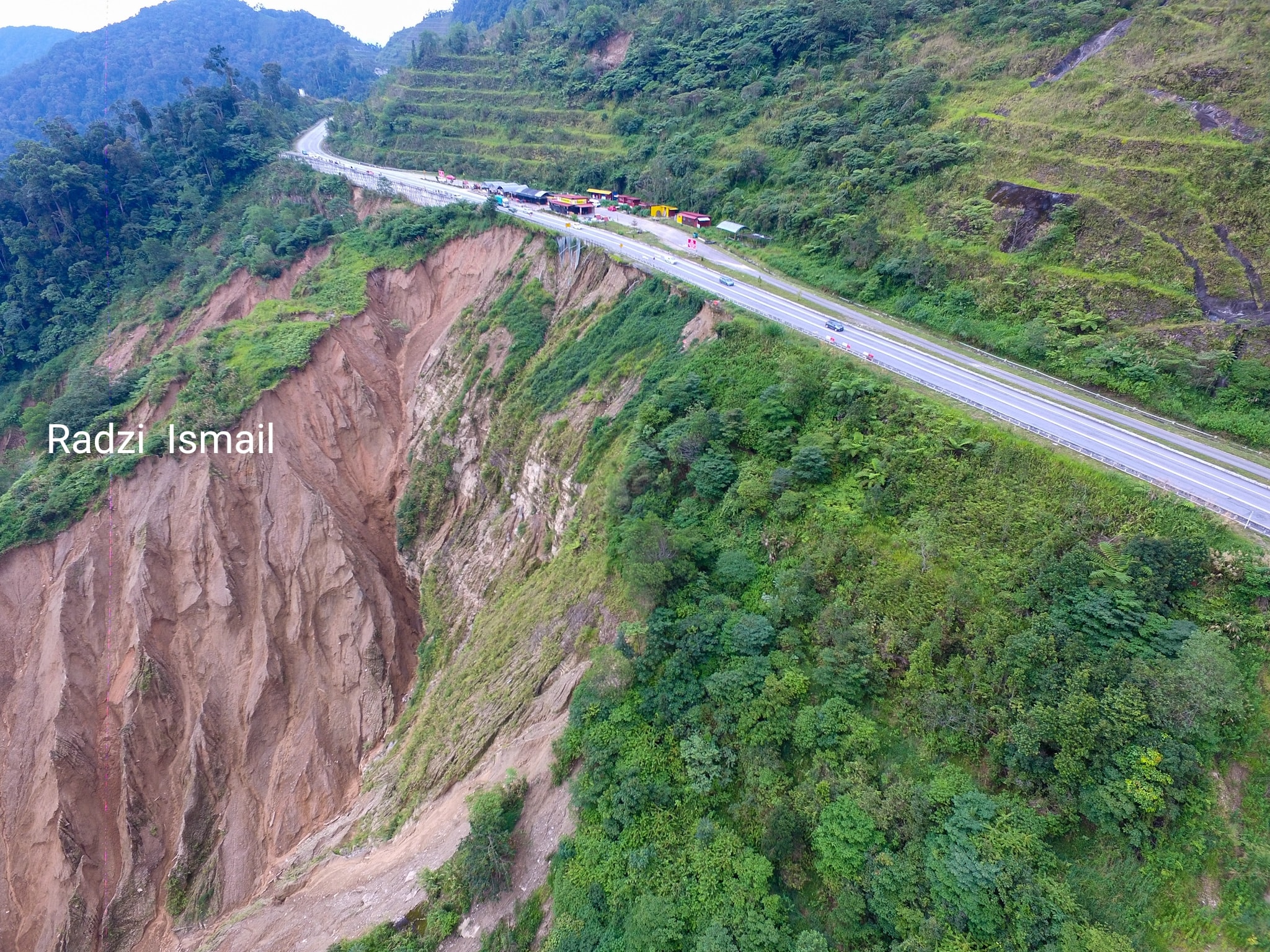 [FOTO] Ibarat Bom Jangka, View Terkini Bukit Cameron Highland Buat Ramai Seriau