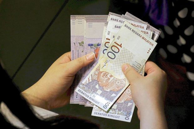 Kisah Benar – Suami Gigih OT Kumpul RM10 Ribu Sebab Isteri Nak Bersalin Swasta