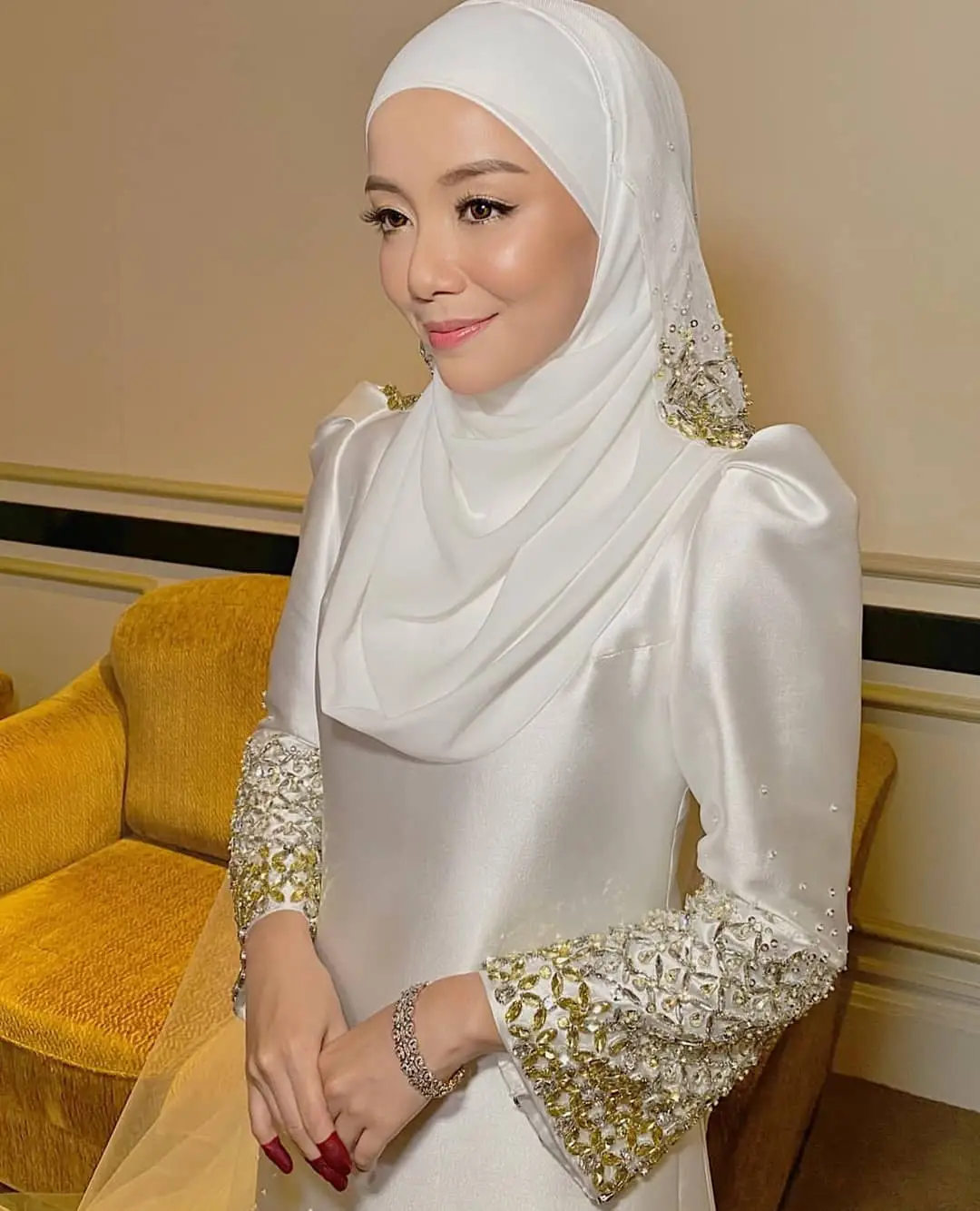 Ramai Akan Demand Design Sama, Baju Nikah Kurung Pahang Mira Filzah Jadi Bualan