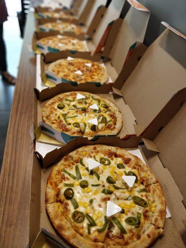 Berdegil Order Piza Jam 11.15pm Sebab Awek Craving, Pemuda Dikecam Buka Mulut