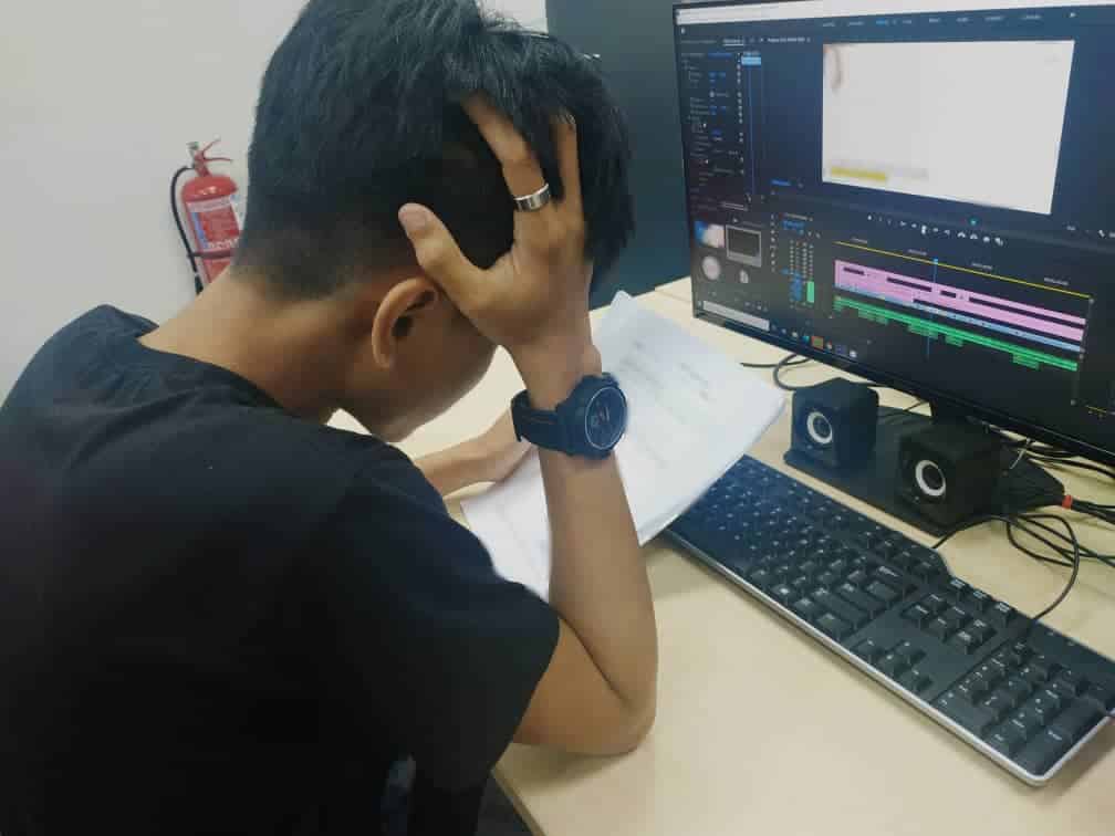 Tipu Isteri 3 Bulan, Suami Pura-Pura Keluar Awal Pagi Padahal Dah Dibuang Kerja