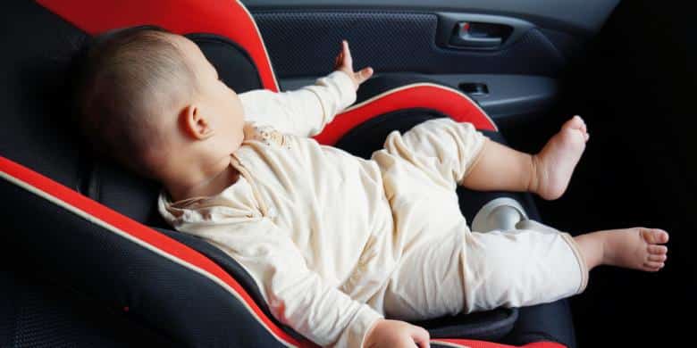 Sayang Nak Pecah Cermin Kereta Baru, Bayi Terkunci Ajal ...