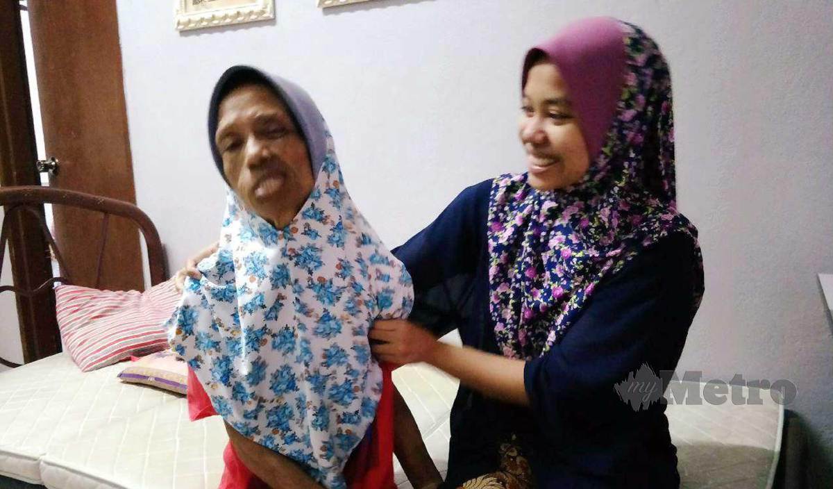 Enggan Menyesal Kemudian Hari, Gadis Tolak 2 Tawaran Universiti Demi Jaga Ibu 3 Enggan Menyesal Kemudian Hari, Gadis Tolak 2 Tawaran Universiti Demi Jaga Ibu 3