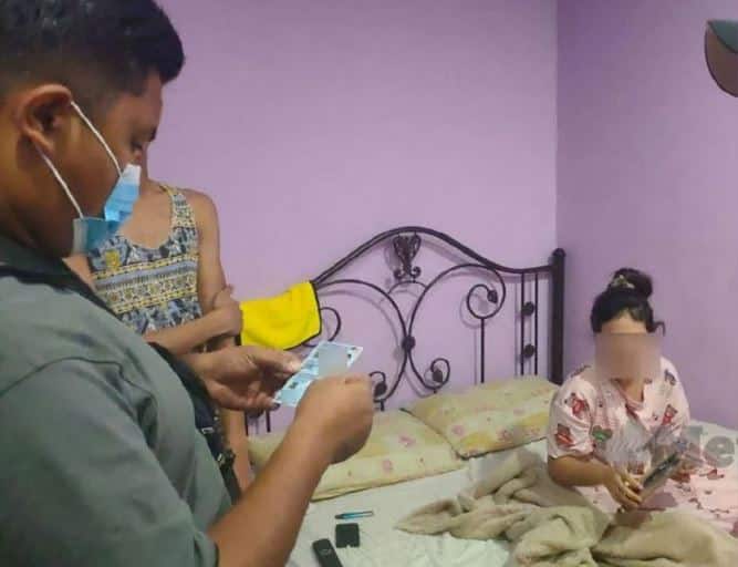 Gadis 'Kantoi' Menyewa Bilik Tanpa Mahram, Alasan Tak Balik Rumah Sebab PKPB 2 Gadis 'Kantoi' Menyewa Bilik Tanpa Mahram, Alasan Tak Balik Rumah Sebab PKPB 2