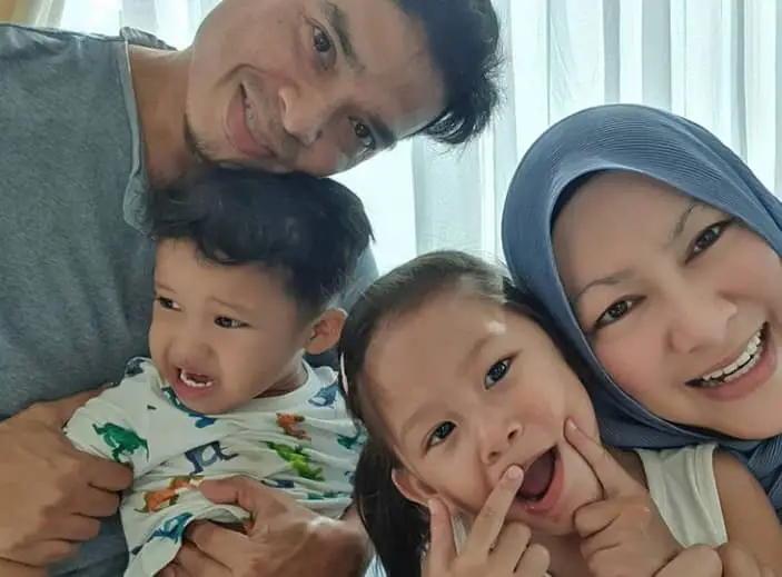 Ada Bayi Hampir Dibuang, Abby Abadi Rentas Negeri Serahkan Pada Keluarga Angkat