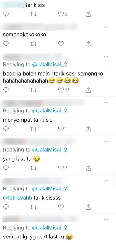 [VIDEO] Semangat Tarik Ular Sawa ‘Degil’, Ramai Terhibur Dengar Abang APM Jerit