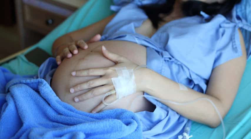 Cuak Nak Meneran Masa Bersalin? Ni Tanda-Tanda Contraction Bakal Ibu Perlu Tahu 3 Cuak Nak Meneran Masa Bersalin? Ni Tanda-Tanda Contraction Bakal Ibu Perlu Tahu 3