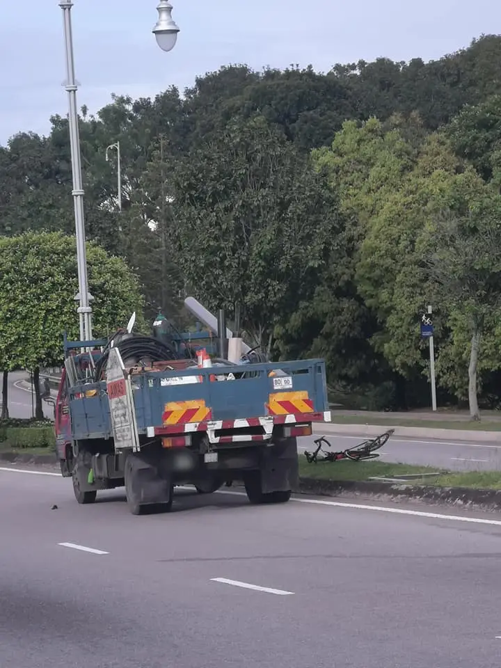 Rider Basikal Ajal Lepas Bergesel Lori, Saksi Buka Mulut Cerita Hal Sebenar