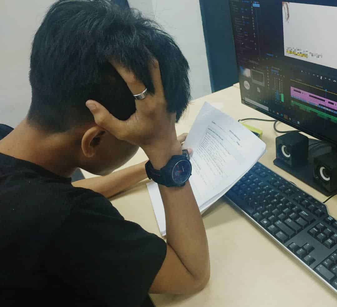 Anak Di Universiti Tak Cukup Duit, Pak Guard Rayu Minta Tolong Transfer RM30 8