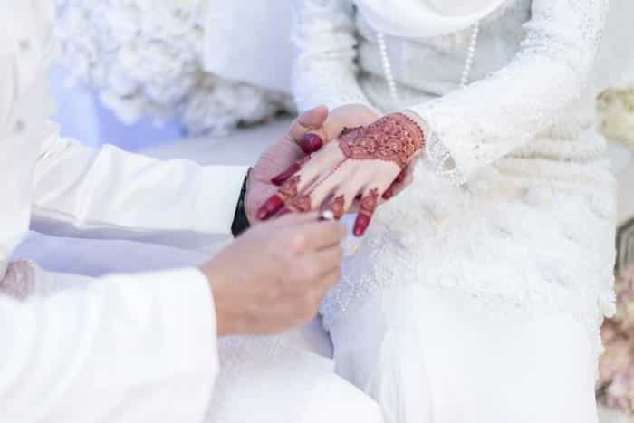 Kakak Ipar Cuba Bolot Hibah Suami RM300K-"Kesianlah Kami 1 Sen Pun Tak Dibagi" 25 Kakak Ipar Cuba Bolot Hibah Suami RM300K-"Kesianlah Kami 1 Sen Pun Tak Dibagi" 25