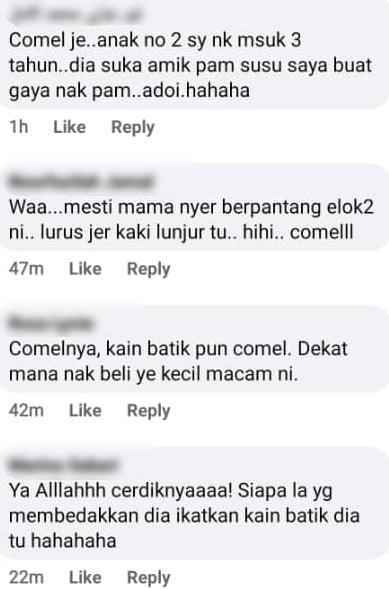 “Macam Mama Tak?”- Si Cilik Tiru Gaya Ibu Berpantang, Siap Batik & Gendong Baby