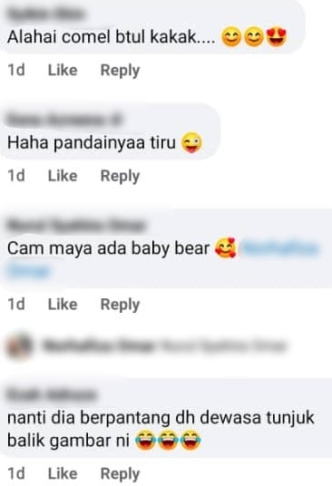 “Macam Mama Tak?”- Si Cilik Tiru Gaya Ibu Berpantang, Siap Batik & Gendong Baby