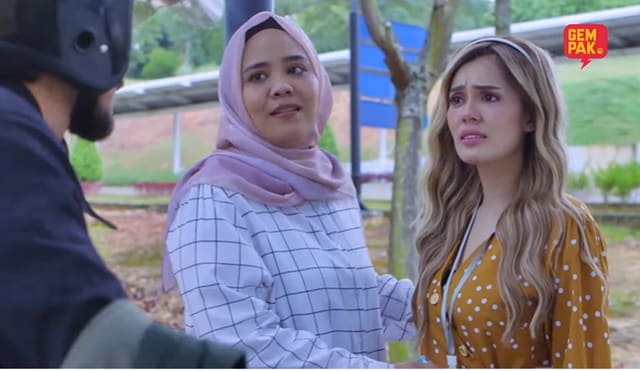 [VIDEO] Tengok Muka Sendiri Nangis Buruk Dalam TV, Lakonan Norreen Iman Dipuji 2