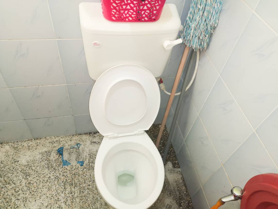 Baru Nak Basuh Tandas Guna Peluntur, Ibu Hamil 6 Bulan Panik Perutnya Mengeras 5 Baru Nak Basuh Tandas Guna Peluntur, Ibu Hamil 6 Bulan Panik Perutnya Mengeras 5