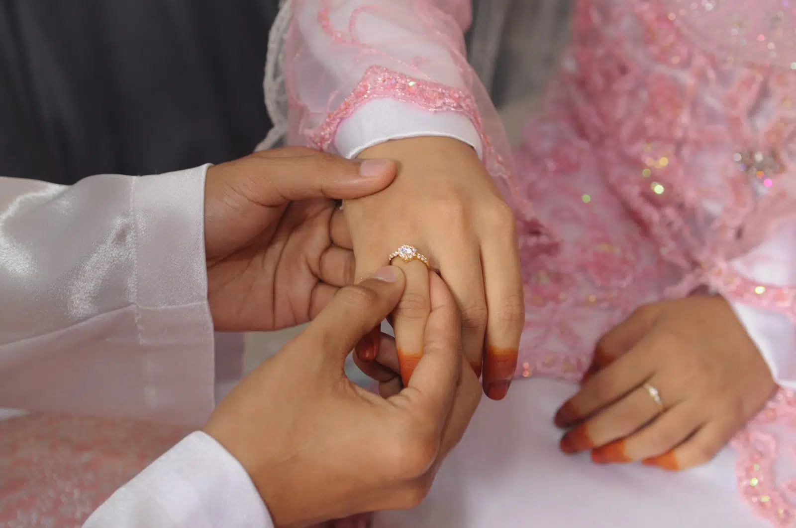 [VIDEO] Adik Ipar Kahwin Lambat Tapi Hamil Dulu, Wanita Terkilan Diperli Mentua