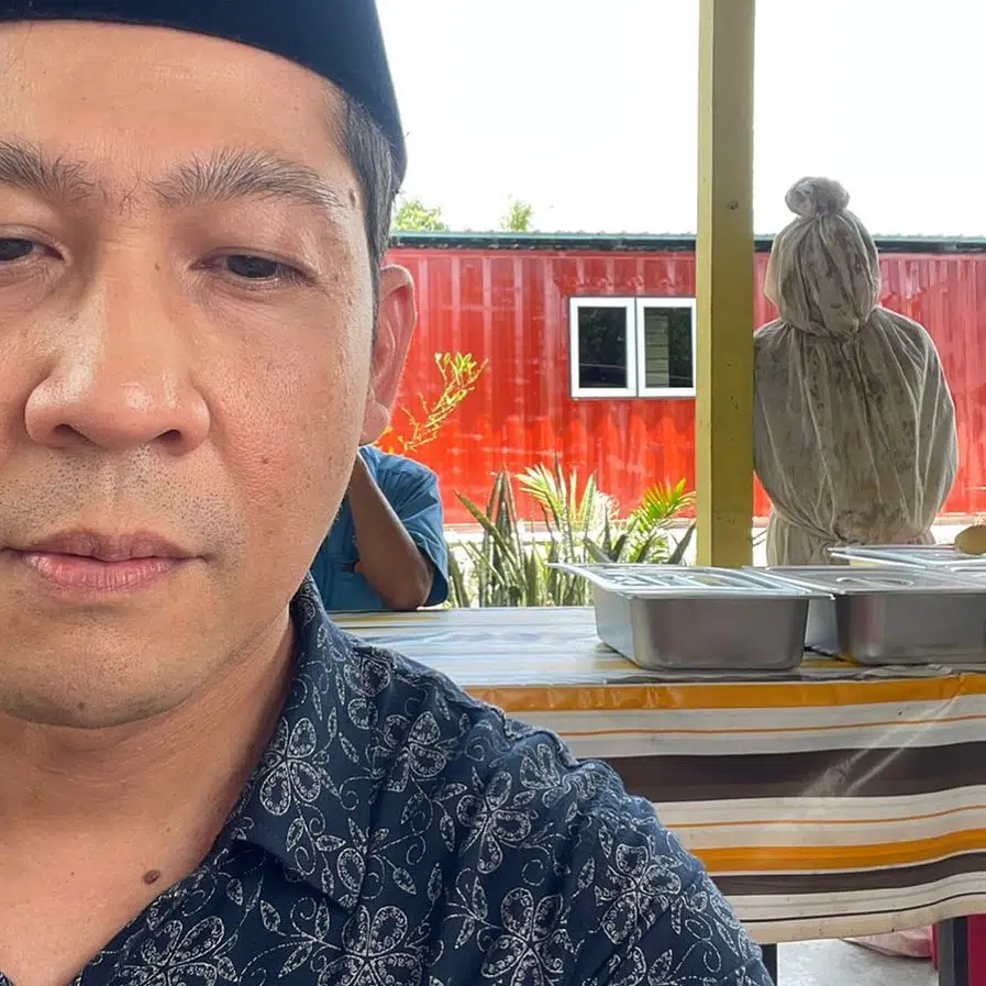 Rendam Bra Dalam Kari Ayam, Ilmu Pelaris Kedai Mak Munah Akhirnya Kantoi Busuk