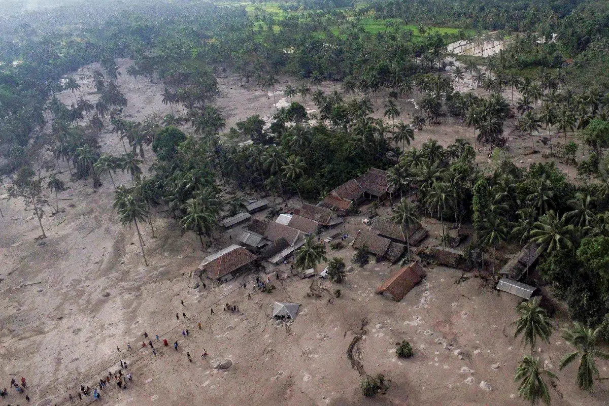 Netizen Seberang Ejek Musibah Banjir Di Malaysia, Pemuda Indonesia Bagi Nasihat