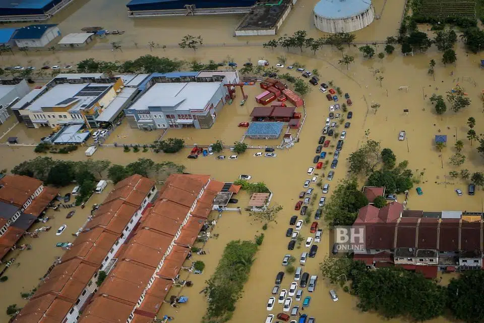 Teringat Negara Bergolak, Heliza Helmi Akui Misi Banjir Macam Bukan Di Malaysia