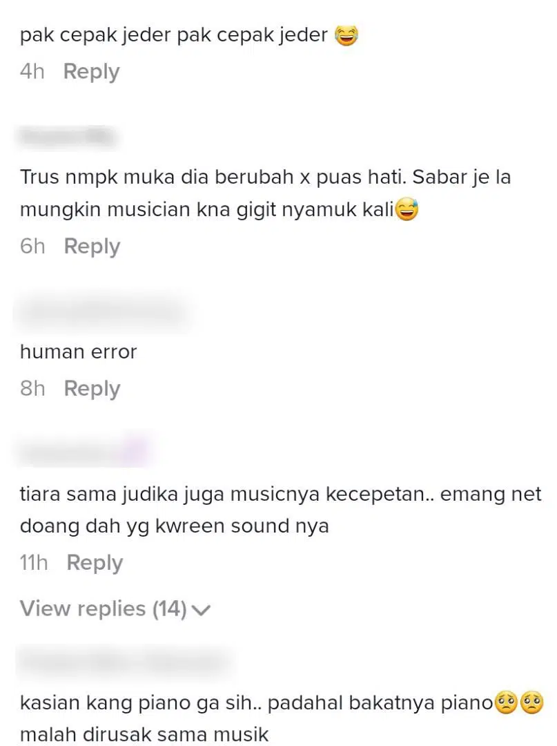 Bunyi Piano Jadi Aneh Ketika Nyanyi Live, Artis Usia 18 Tahun Jeling Ahli Muzik