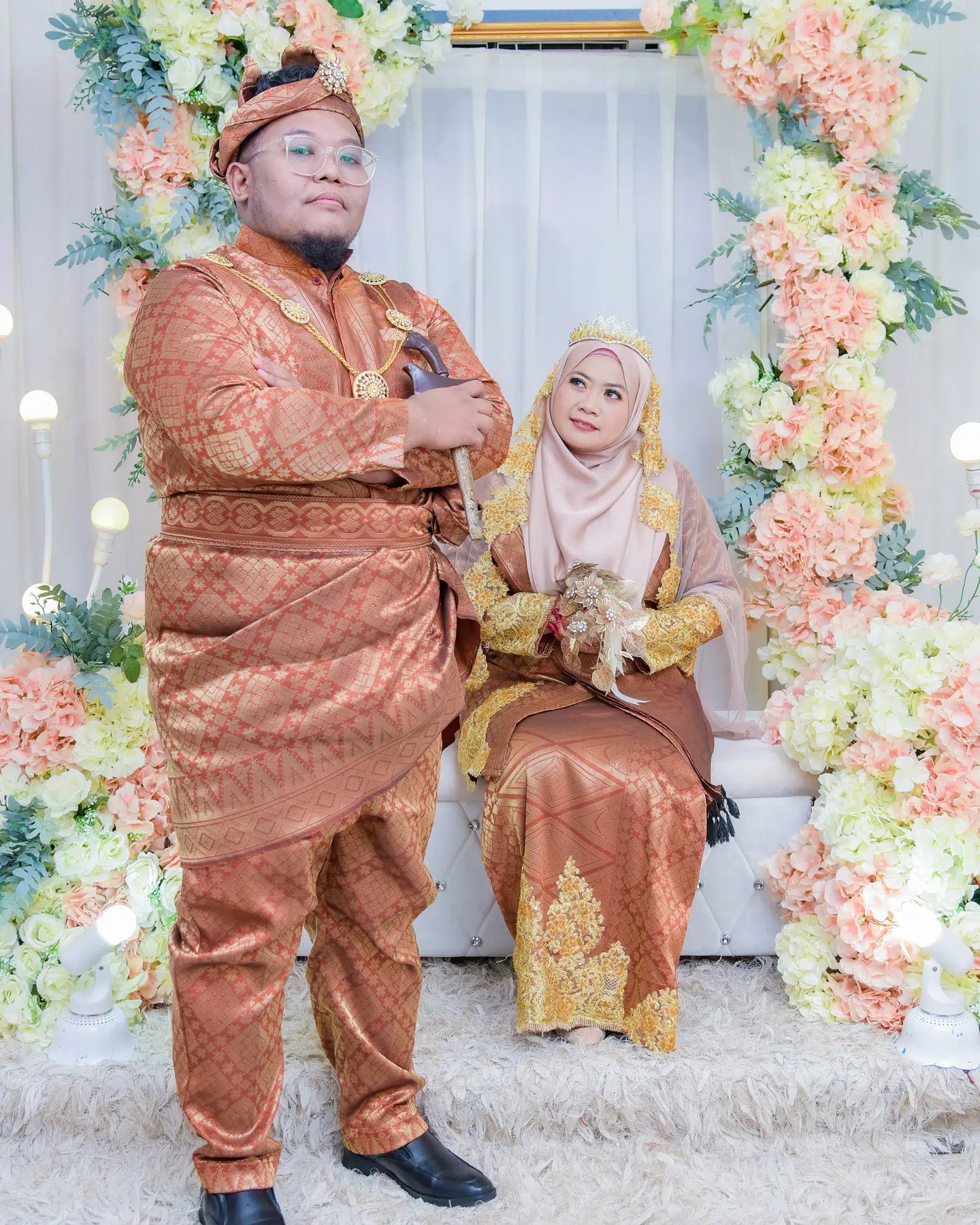 2 Bulan Nikah, Suami Terbabit Nahas Kontena -“Call Awak Tapi Polis Yang Angkat”