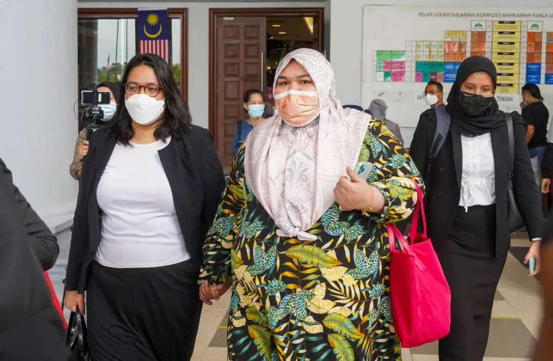 Kakak Peguam Viral Dedah Ini Sebab Siti Bainun Diwakili 10 Lawyer, 'Free' Lagi 8