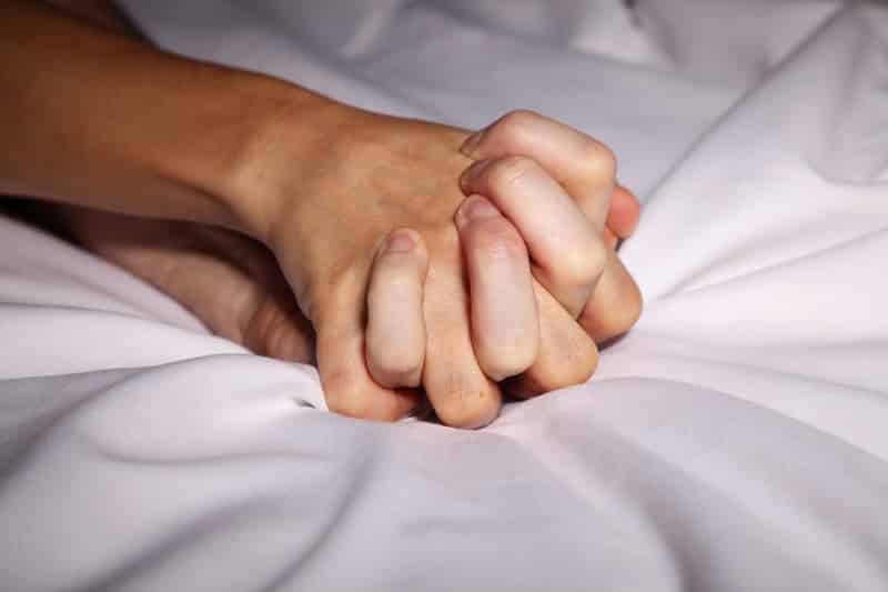 Suami Jalin Hubungan Dengan Mentua Sampai Hamil, Isteri Kesal Enggan Ditalak 4