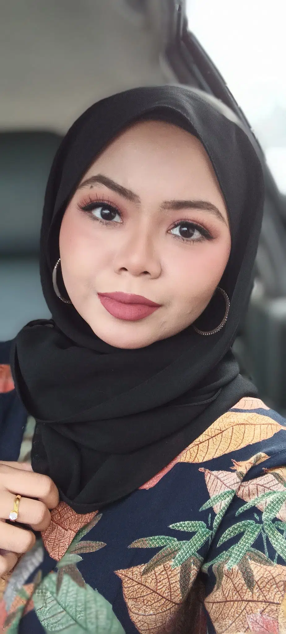 Wanita Reject ‘Muka Jambu’, Berjodoh Juga Suami Idaman Muka Hindustan & Berbulu