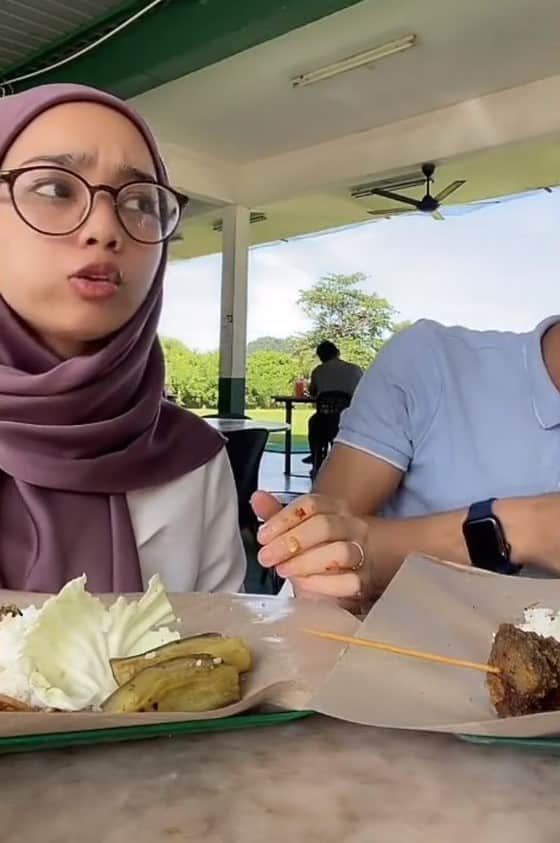 "Haa Sumbing" - Niat Makan Ayam Penyet, Sekali Siku Boyfriend Singgah Kena Gigi 2