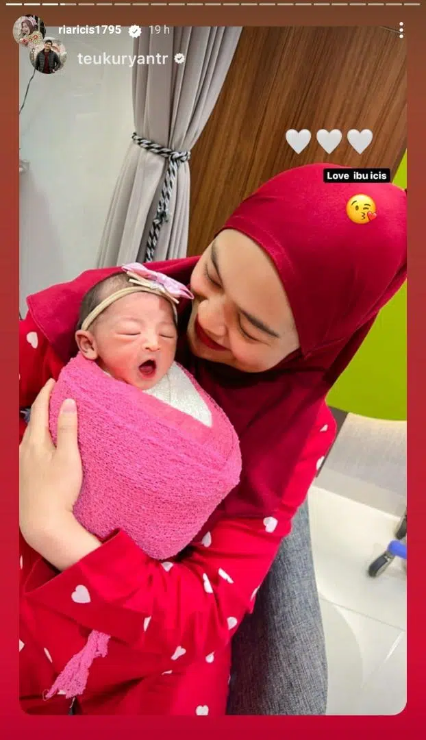 [VIDEO] Insiden Kepala Bayi ‘Terjelepok’ Masa Live Aqiqah, Ria Ricis Buka Mulut